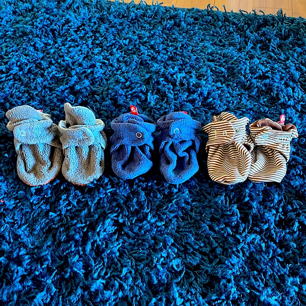 Zutano 12 month Booties, 3 for the price of 1.